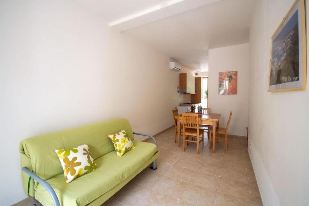 Blue Area Apartments - Fromhometosalento Torre dell'Orso Zewnętrze zdjęcie